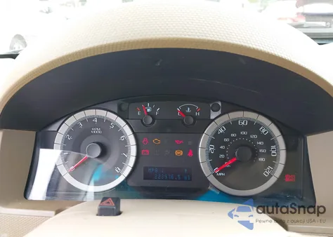 2010 Ford Escape Xlt from USA, damaged, VIN 1FMCU0D74AKB02766